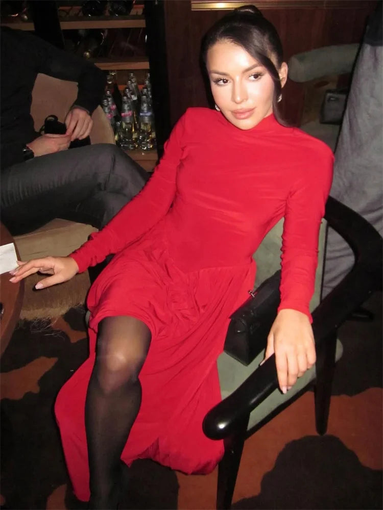 BACKLESS PLEATED LONG SLEEVE DRESS