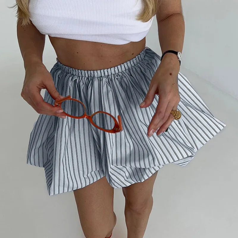 Casual high waist striped mini skirt with pleated design – French chic style