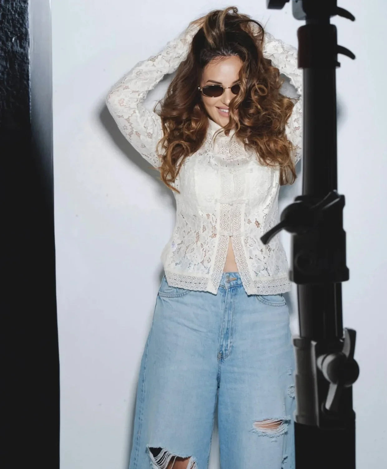 LACE VINTAGE MESH BLOUSE