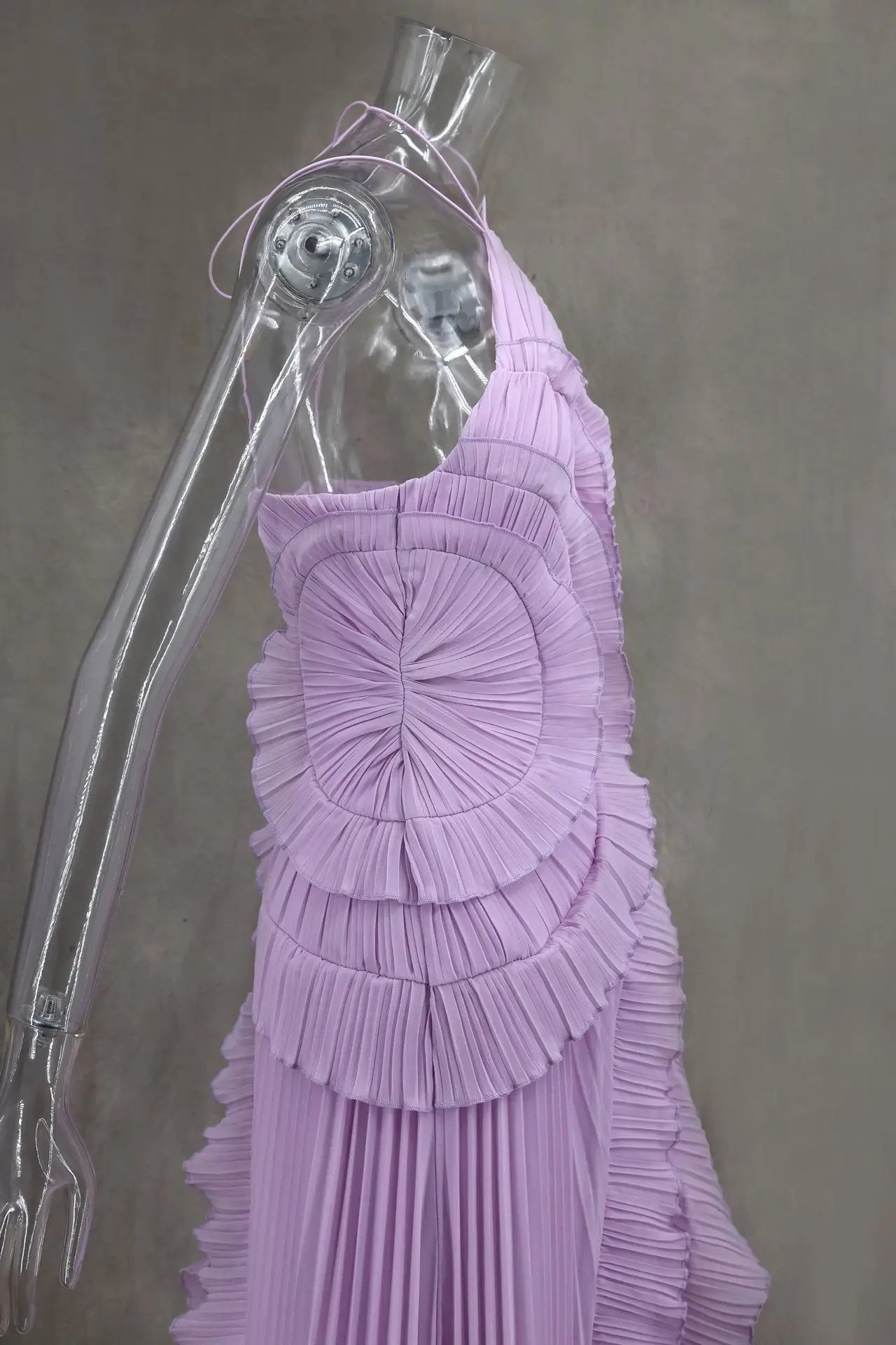 Lavender One-Shoulder Ruffled Maxi Dress – Elegant Pleated Backless Gown for Evening Events