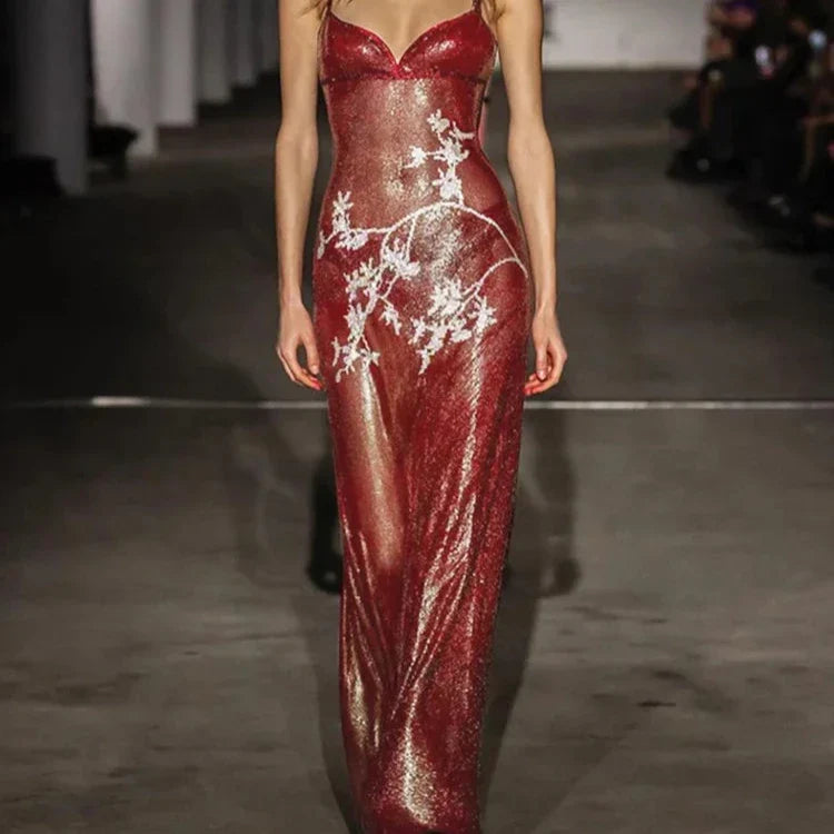 KYLIE JENNER RED MAXI DRESS El Merrist Store KYLIE JENNER RED MAXI DRESS El Merrist Store