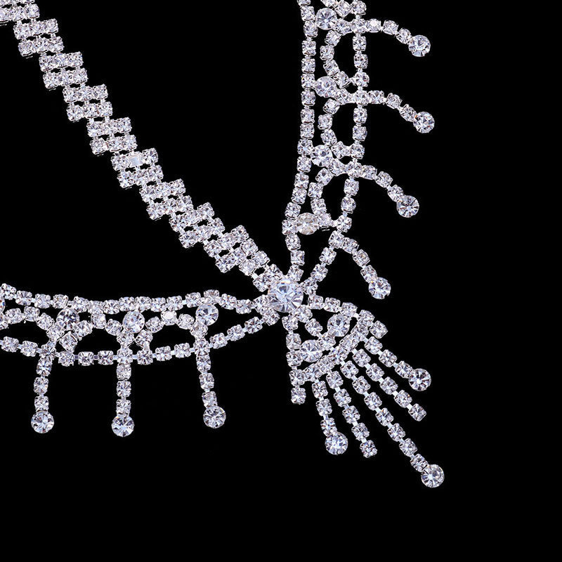 Retro Flapper Rhinestone Embellished Tassel Head Chain - Silver